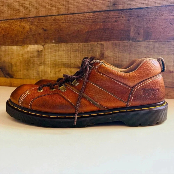 Unisex Dr. Marten Finnegan Vintage Y2K 90’s Oxford Leather Loafers main image 10